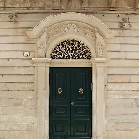 Casa Vacanza Frida Νότο