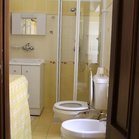 Casa Vacanza Frida Πανσιόν